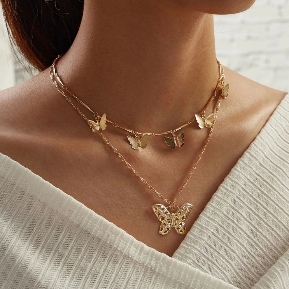 *ALESSANDRA* Gold Butterfly Pendant Fashion Necklace